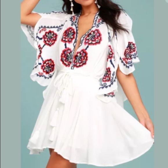 Free People Dresses & Skirts - NWT Free People White Embroidered Dress